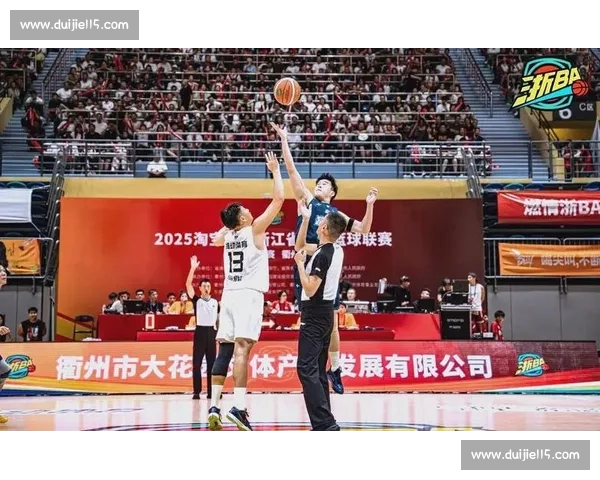 高清篮球直播全程跟踪精彩赛事即时更新让你不错过每一场精彩对决 - 副本 - 副本 - 副本 - 副本 (3)